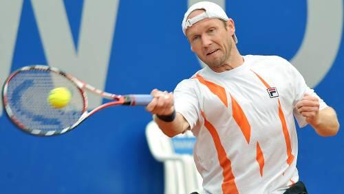Blamierte sich gegen einen Qualifikanten aus Holland: Rainer Schüttler. Blamierte sich gegen einen Qualifikanten aus Holland: Rainer Schüttler.