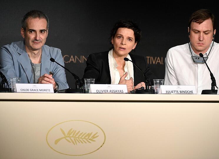 von links: Olivier Assayas, Juliette Binoche und Lars Eidinger