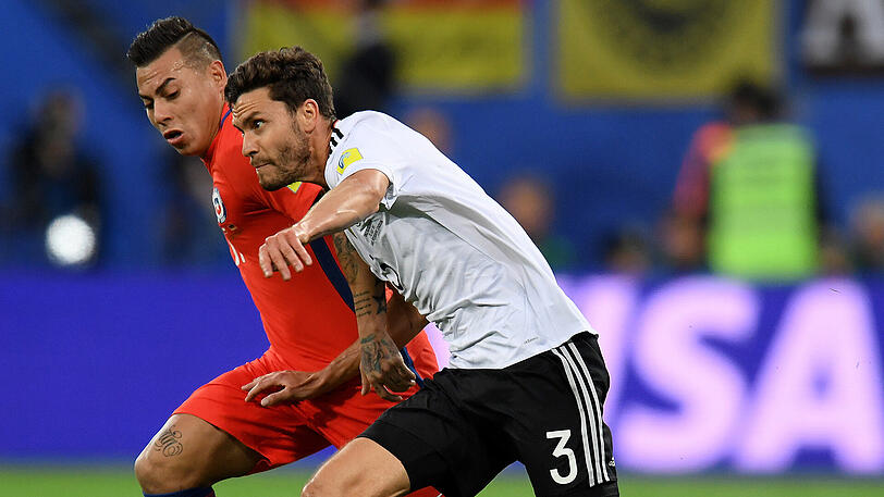 Jonas Hector - Note 3: Wie sein Pendant auf rechts eher in der Defensive beschäftigt. Fehlerlos, allerdings ohne große Momente in der Offensive.