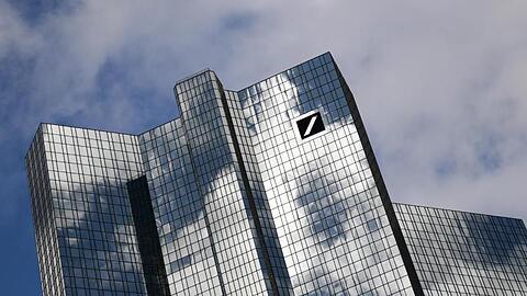Die Deutsche Bank ist ohne Probleme durch den Stresstest der US-Notenbank Fed gekommen.