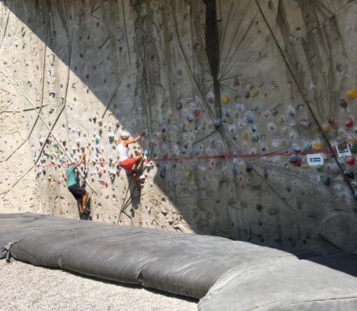 Diese Wand, "der Schrein" soll abgerissen werden.
