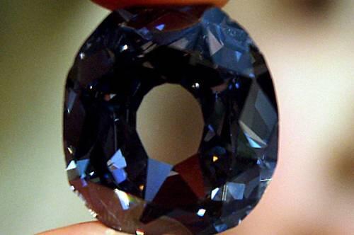 Für 18,7 Millionen Euro Der