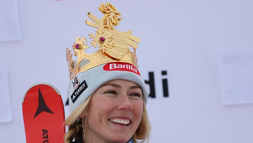 An der Spitze: Skirennfahrerin Mikaela Shiffrin hat beim Riesenslalom am Kronplatz ihren 83. Weltcup-Sieg gefeiert und ist damit zur alleinigen Rekordhalterin bei den alpinen Damen aufgestiegen. An der Spitze: Skirennfahrerin Mikaela Shiffrin hat beim Riesenslalom am Kronplatz ihren 83. Weltcup-Sieg gefeiert und ist damit zur alleinigen Rekordhalterin bei den alpinen Damen aufgestiegen.