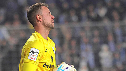 Thomas D&auml;hne ist unumstrittene Nummer eins im L&ouml;wen-Tor und bleibt &bdquo;bis mindestens 2028&ldquo; bei 1860.