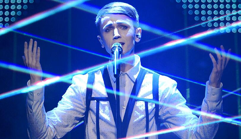 Bis zur letzten Minute liefern sich Cascada und LaBrassBanda ein Kopf-an-Kopf-Rennen beim Vorentscheid zum Eurovision Song Contest. Am Ende setzen die Zuschauer auf Pop. Die Bilder aus Hannover