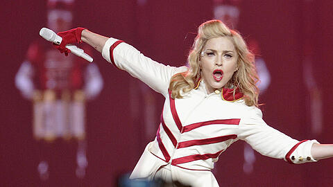 Auch viele Bühnenoutfits von Madonna lassen sich derzeit ersteigern