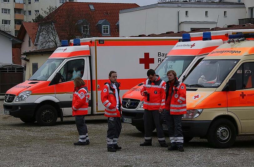Bilder vom Bomben-Fundort in Mühldorf. Während Bauarbeiten wurde eine rund 80 Kilogramm schwere Fliegerbombe entdeckt.