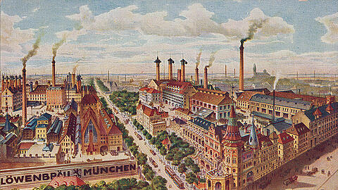 3,2 Millionen Hektoliter Bier im Jahr produzierten die Münchner Brauereien vor dem Ersten Weltkrieg (heute: 6,4). Hier eine Postkarten-Ansicht von Löwenbräu am Stiglmaierplatz um 1910.