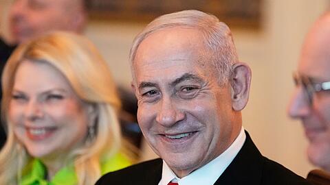 Israels Regierungschef Netanjahu lobt die Verdienste von US-Präsident Trump.