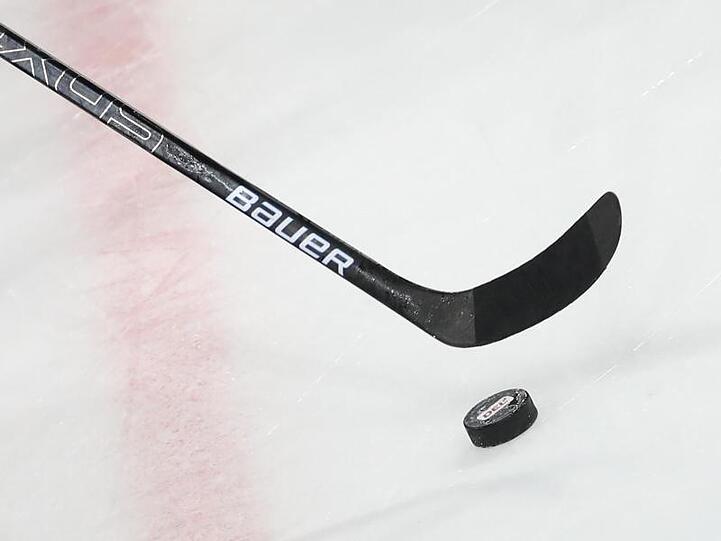 Eine Absage der Eishockey-WM wird wegen der Corona-Krise immer wahrscheinlicher.