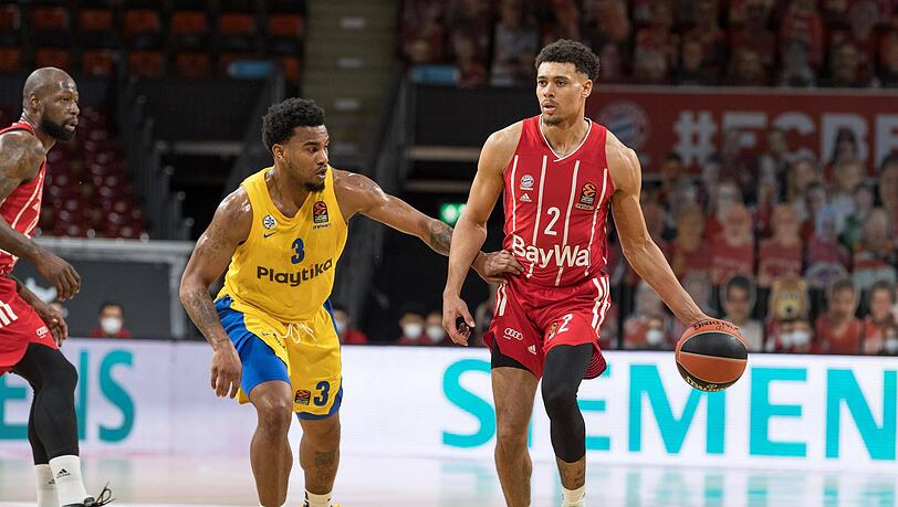 Wade Baldwin (rechts) führte den FC Bayern Basketball zum Sieg