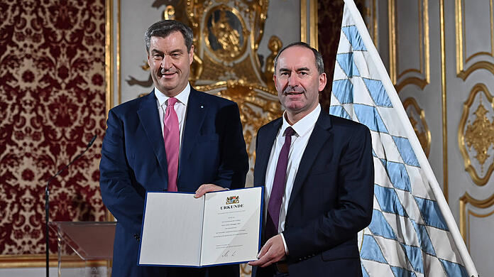 Gute Miene zum bösen Spiel? Zwischen CSU-Boss Markus Söder und Freie-Wähler-Chef Hubert Aiwanger läuft es nicht immer wirklich harmonisch.