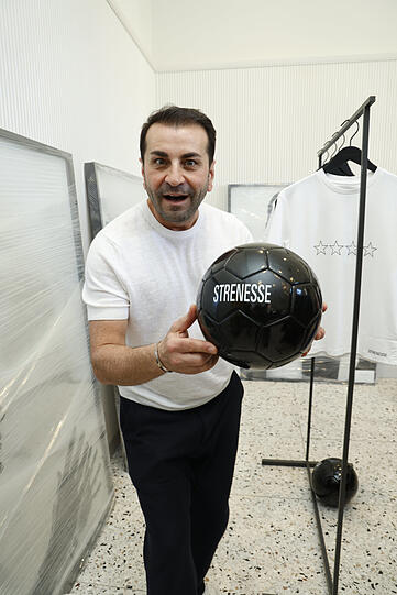 Auch Starkoch Ali G&uuml;ng&ouml;rm&uuml;s steht auf Strenesse.