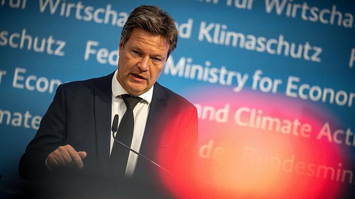 "Es ist ein externer Schock": Bundeswirtschaftsminister Robert Habeck.