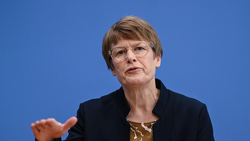 Scharfe Kritik am Tankrabatt: Ökonomin Veronika Grimm. (Archivbild) Scharfe Kritik am Tankrabatt: Ökonomin Veronika Grimm. (Archivbild)