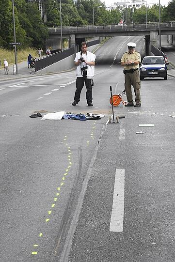 Am Dienstagvormittag kam es in Milbertshofen zu einem Unfall zwischen einem Wohnmobil und einem Roller.