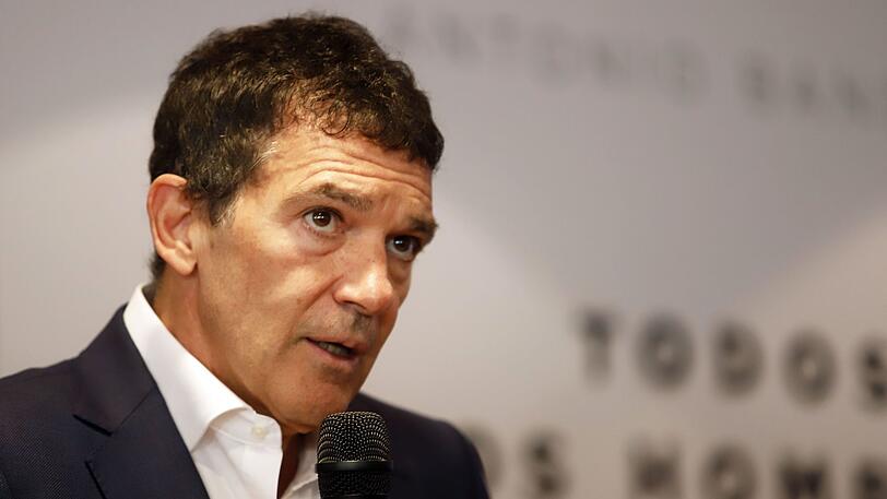 Der spanische Schauspieler Antonio Banderas ist an Covid-19 erkrankt. (Archivbild)