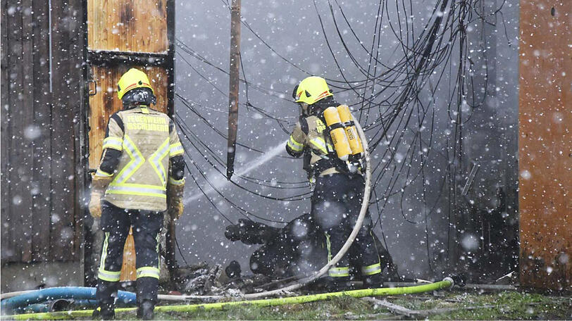 Bilder vom Feuerwehreinsatz in Irschenberg.