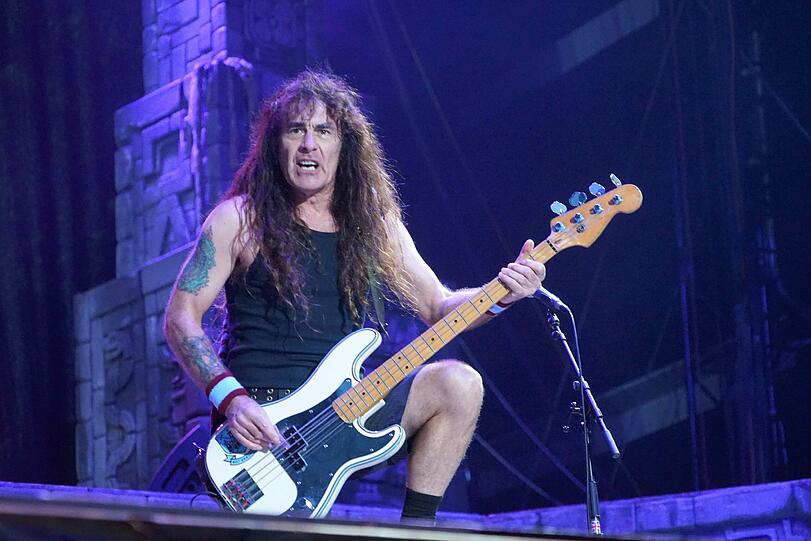 Nach dem Regenguss war es pünktlich zum Iron-Maiden-Konzert wieder trocken im Olympiastadion. Die Bilder