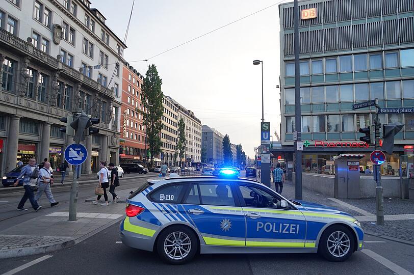 Augenzeugen alarmierten die Polizei, welche sofort zur Stelle war.