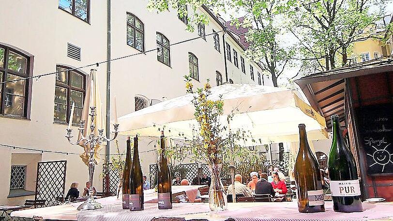 Bis Ende August wird der "Alte Hof" noch im Alten Hof in der Altstadt sein.