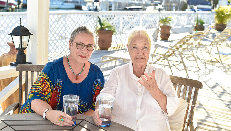 Katerina Jacob und Mutter Ellen Schwiers im Jahr 2017 Katerina Jacob und Mutter Ellen Schwiers im Jahr 2017