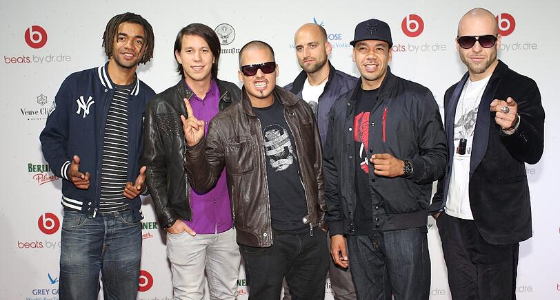 Johnny Strange, DJ Chino, Don Cali, Mr. Reedoo, Larsito und Itchy (l-r), die Musiker der Band Culcha Candela geben sich auch die Ehre.
