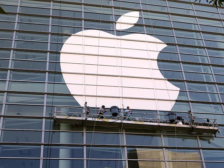 Apples Rolle als Betreiber des App Stores, der die einzige zugelassene Quelle für Anwendungen auf iPhone und iPad ist, geriet zuletzt verstärkt in die Kritik.