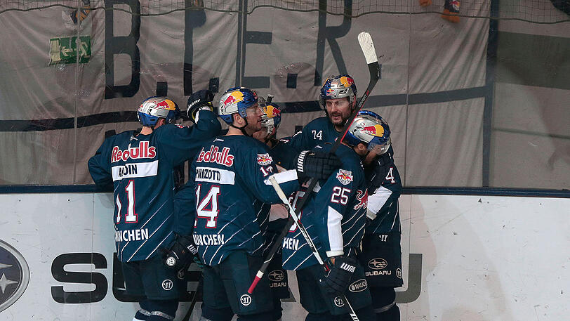 Wollen auch im Spiel gegen die Straubing Tigers jubeln - die Cracks des EHC Red Bull München.