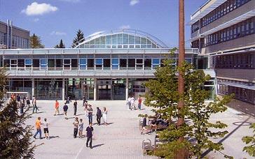 Der Pausenhof der Nymphenburger Schulen.