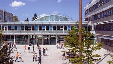 Der Pausenhof der Nymphenburger Schulen. Der Pausenhof der Nymphenburger Schulen.