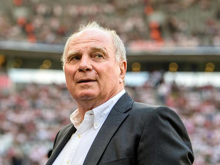 Uli Hoeneß stärkt Niko Kovac nicht mehr uneingeschränkt den Rücken.