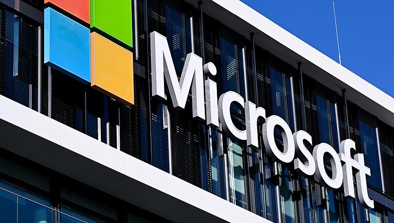 In der Münchner Zentrale von Microsoft ist der Freistaat Bayern ein gerngesehener Kunde. Jahr für Jahr überweist die Staatsregierung viele Millionen für die Nutzung der Produkte in der Verwaltung. (Illustration) In der Münchner Zentrale von Microsoft ist der Freistaat Bayern ein gerngesehener Kunde. Jahr für Jahr überweist die Staatsregierung viele Millionen für die Nutzung der Produkte in der Verwaltung. (Illustration)