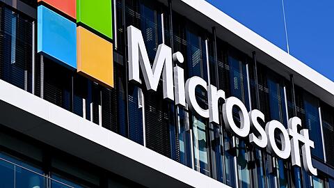 In der Münchner Zentrale von Microsoft ist der Freistaat Bayern ein gerngesehener Kunde. Jahr für Jahr überweist die Staatsregierung viele Millionen für die Nutzung der Produkte in der Verwaltung. (Illustration) In der Münchner Zentrale von Microsoft ist der Freistaat Bayern ein gerngesehener Kunde. Jahr für Jahr überweist die Staatsregierung viele Millionen für die Nutzung der Produkte in der Verwaltung. (Illustration)