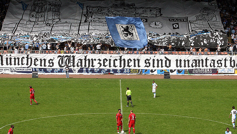 12.600 Zuschauer im Grünwalder, wie hier 2007 gegen Jahn Regensburg, sind das Vorbild der Aktion &bdquo;X-Tausend&ldquo;. Am Samstag ist es wieder so weit.