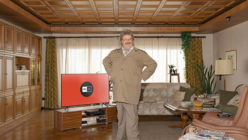 Horst Schlämmer ist zurück im deutschen Fernsehen: In der neuen Kampagne von HD Horst Schlämmer ist zurück im deutschen Fernsehen: In der neuen Kampagne von HD