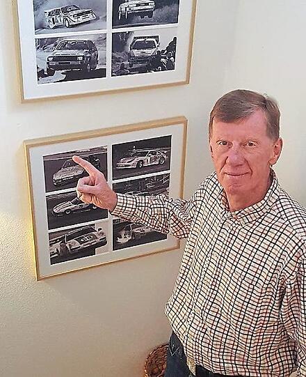 Röhrl vor seiner Bildergalerie. Die Pokale hat er alle weggegeben.