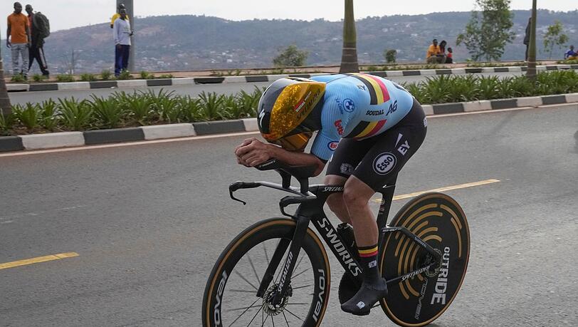 Der Belgier Remco Evenepoel beim Einzelzeitfahren der WM in Ruanda.