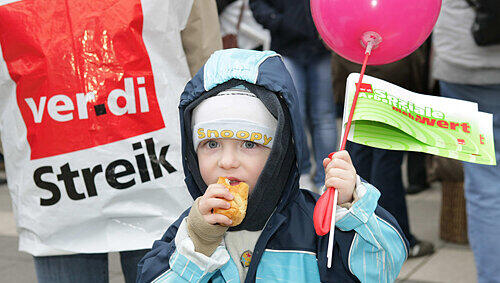 Ab Montag streiken die Erzieher in den städtischen Kindergärten. Die Gewerkschaft Ver.di will damit bessere Arbeitsbedingungen erkämpfen. Ab Montag streiken die Erzieher in den städtischen Kindergärten. Die Gewerkschaft Ver.di will damit bessere Arbeitsbedingungen erkämpfen.