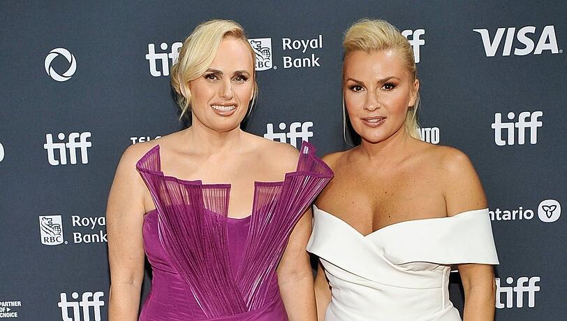 Rebel Wilson (l.) und Ramona Agruma k&ouml;nnen sich &uuml;ber ihr zweites Kind freuen.