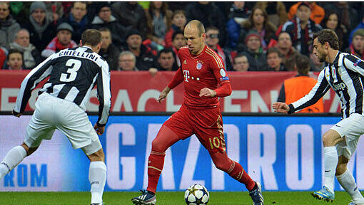 Ein Kaltstart mit Steigerung: Gegen Juventus (hier Chiellini) kam Arjen Robben nach 16 Minuten für Kroos. Ein Kaltstart mit Steigerung: Gegen Juventus (hier Chiellini) kam Arjen Robben nach 16 Minuten für Kroos.