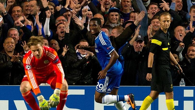 Timo Hildebrand (l.) patzte beim Schalke 0:3 beim FC Chelsea schwer. Timo Hildebrand (l.) patzte beim Schalke 0:3 beim FC Chelsea schwer.