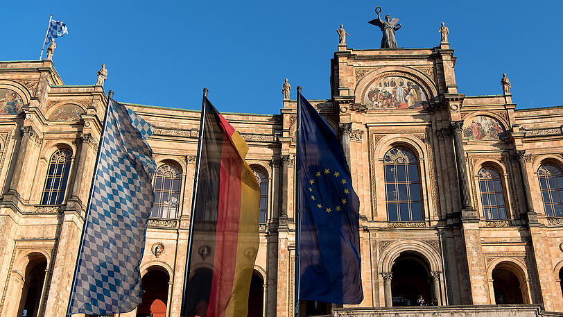 Neue Regeln für die Abgeordneten im Bayerischen Landtag. Die Zehn-Jahres-Grenze fällt künftig weg.