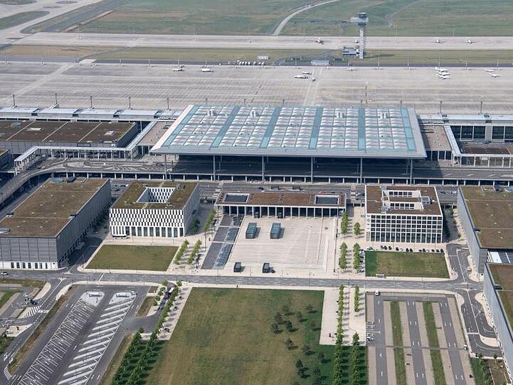 Das Hauptterminal des (künftigen) Hauptstadtflughafens BER.
