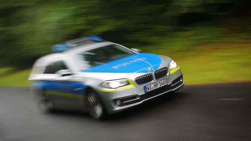 In Moosinning wurde am Dienstag eine Tankstelle überfallen. Die Fahndung der Polizei blieb bisher ergebnislos. (Symbolfoto)