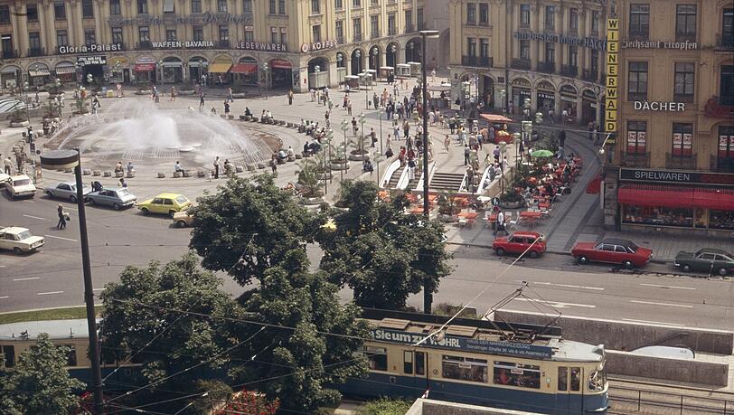 Eine Tram am Stachus in den 70ern.