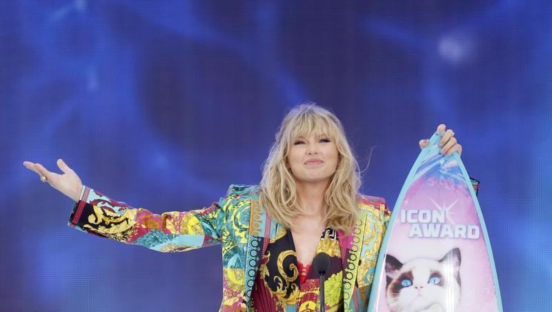 Taylor Swift nahm den Icon Award entgegen. Taylor Swift nahm den Icon Award entgegen.