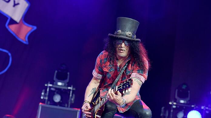 Beim Konzert herrschte Fotoverbot. Gitarrist Slash, hier 2019 bei Rock im Park in Nürnberg.
