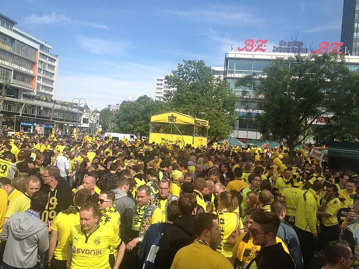 Die Fans des BVB erobern die Hauptstadt!