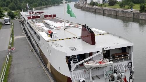 Könnte der Streichliste zum Opfer fallen: Die geplante neue Anlegestelle für Kreuzfahrtschiffe im Hafen. Könnte der Streichliste zum Opfer fallen: Die geplante neue Anlegestelle für Kreuzfahrtschiffe im Hafen.